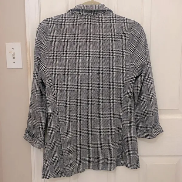 Weareever Open Front Light Weight Houndstooth Blazer - Image 5
