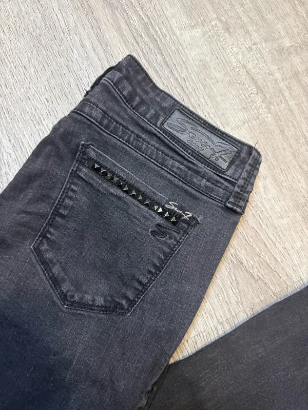 Seven7 slim boot jeans  - Image 9
