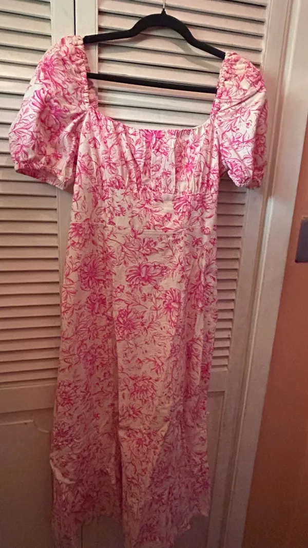 London Times Pink Floral Midi Dress – Puff Sleeves - Image 3