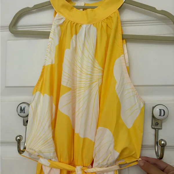 SHEIN Yellow And White Halter Jumpsuit with Waist Tie - Image 2