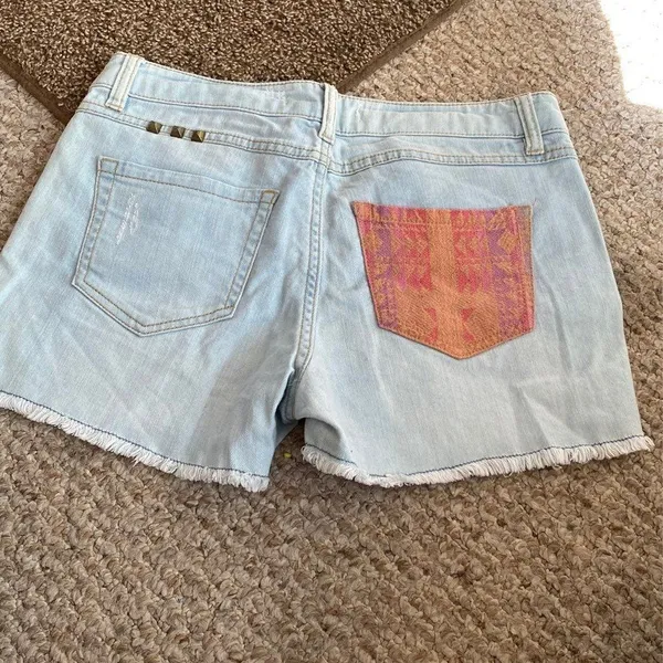 Life in progress‎ Jean Shorts size 26 - Image 2