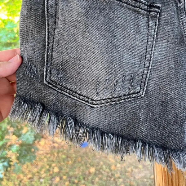 Free People We The Free Black Button Fly Denim Shorts Size 27 - Image 3