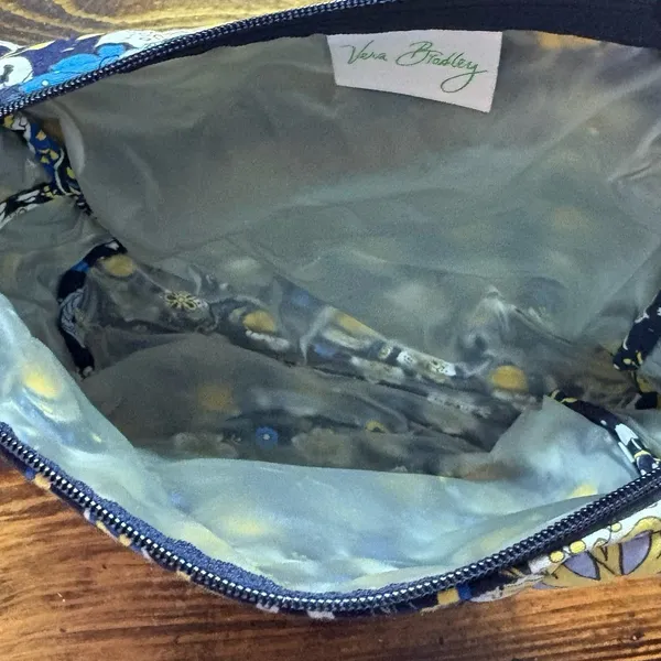 Vera Bradley Makeup‎ Bag - Image 5
