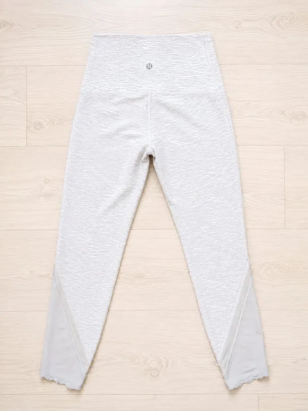 Lululemon Women's Wunder Under High-Rise Crop Yoga Leggings Scalloped Hem 6 - Image 2