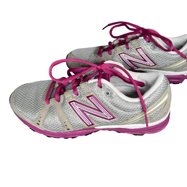 New Balance‎ Womens 690 Gray Pink Sneakers Size 8 - Image 5