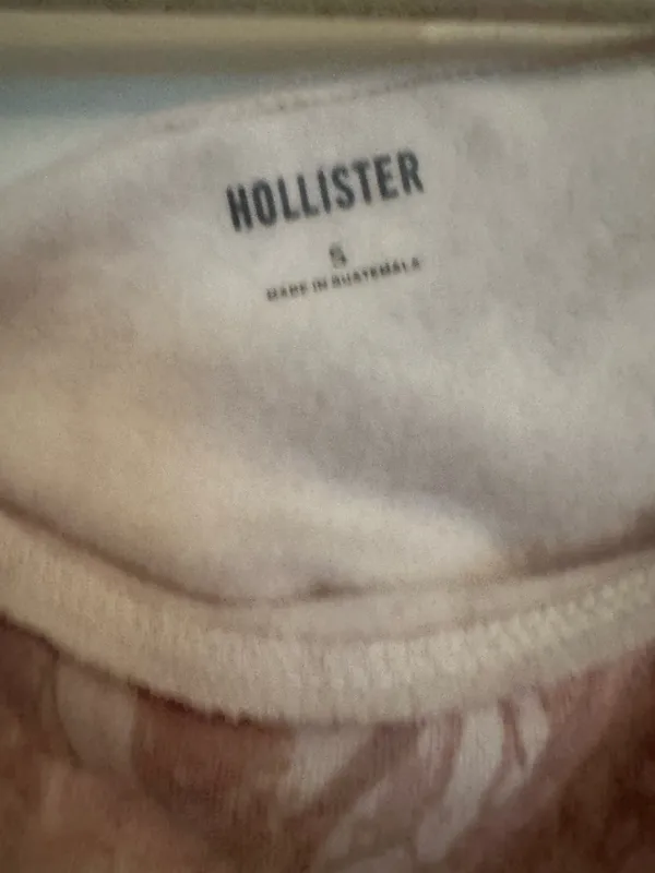 Hollister Pink Crop Sweater - Image 2
