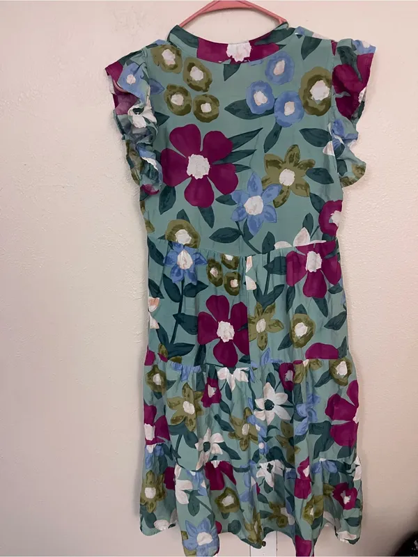 Entro Women’s Beauty Sage Green Floral Midi Dress size small - Image 5