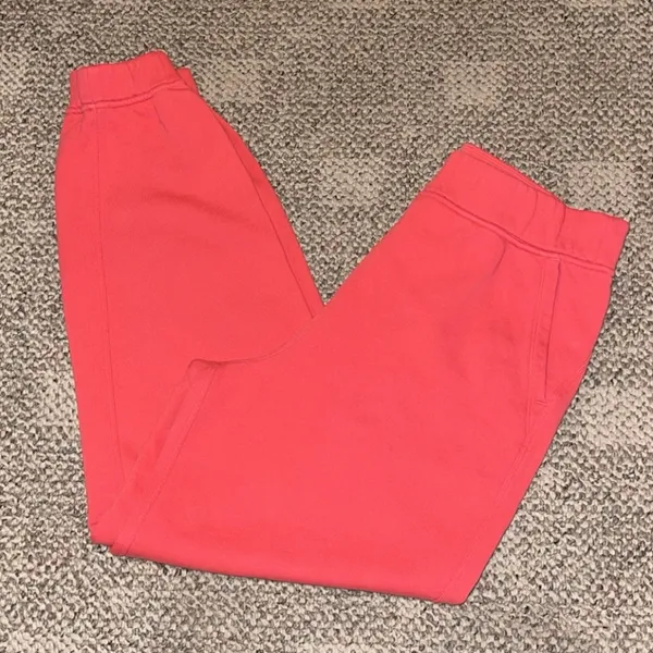 Lululemon Relaxed High-Rise Jogger - Image 4