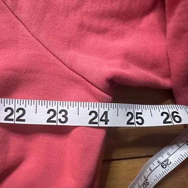 Paris Atelier & other stories rose crewneck 12 - Image 7