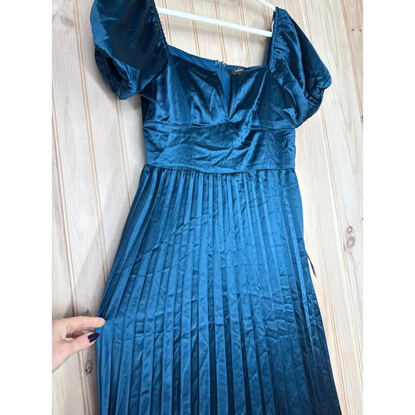 NWT Lulus Flawless Forever Teal Satin Pleated Midi Dress Bridesmaid Gala Size M - Image 4