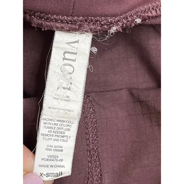 Vuori Summits Woven Joggers Fig Maroon Size XS Ripstop Hiking Athleisure Pants - Image 11