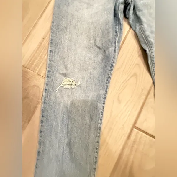 Levi's Light Blue High-Rise Button-Fly Distressed Women's Jeans - Image 3