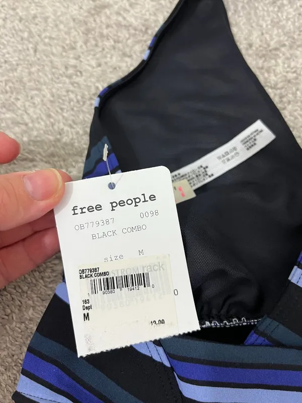 New Free People FP Movement Medium Blue Tonal Stripe Gidget Sports Bra NWT - Image 7