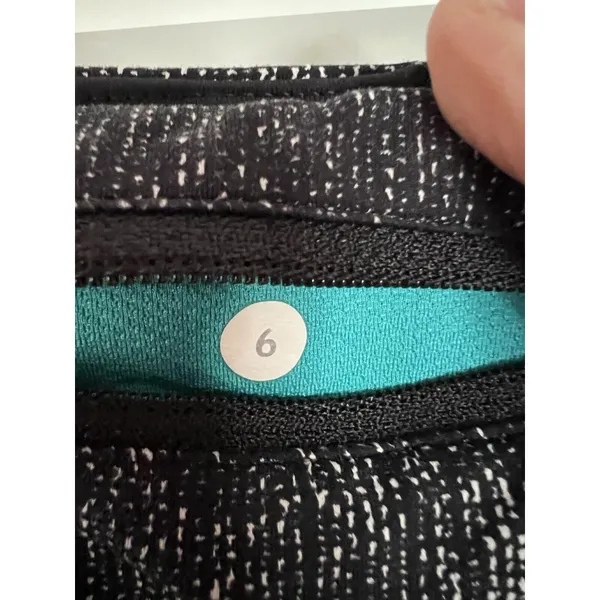 Lululemon Run: Speed Short Blue‎ Tropics / Black Dune Size 6 - Image 8