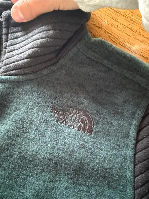 The North Face Women’s Fleece Zipup - Image 4