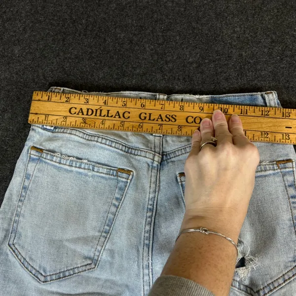 Abercrombie & Fitch Ultra High Rise Ankle Straight Jean Light Wash 27/4 Distress - Image 6