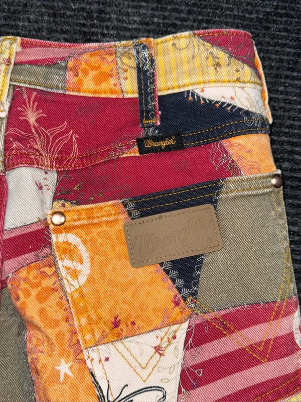 RARE Wrangler x Lainey Wilson Patchwork Sundown Flare Jeans Bell Bottoms 27x32 - Image 5