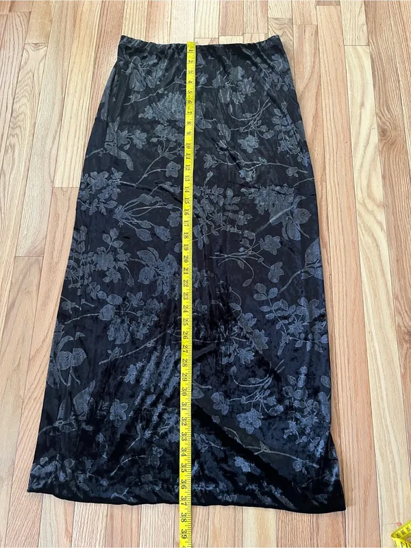 DKNY Black Floral Velvet Burnout Maxi Skirt Large Romantic 90s Holiday Feminine - Image 5