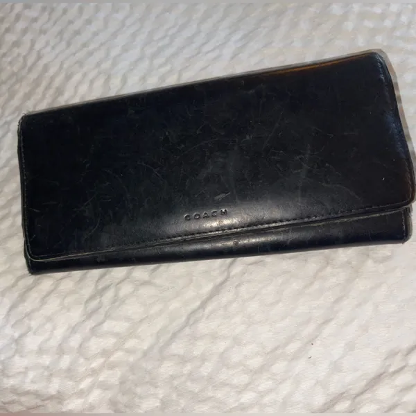Coach Classic Black Leather Wallet - Image 14