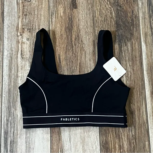 Fabletics black sports bra nwt. - Image 2