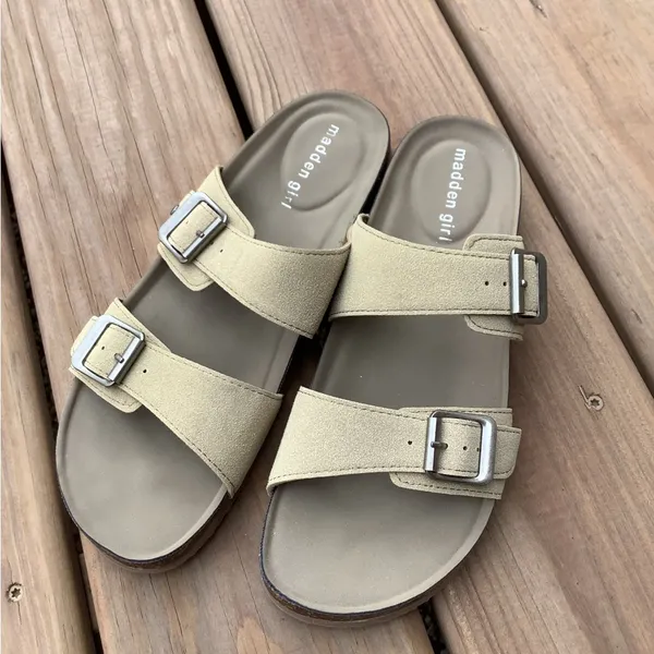 Madden Girl Casual slip on sandals NWOT 🌸SOLD - Image 5