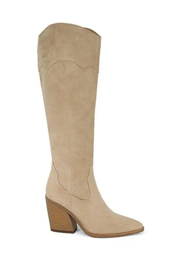 Cowboy Boots Tan Size 6 - Image 2