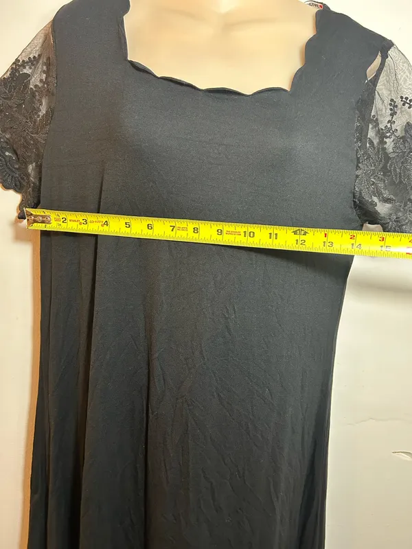 EXPRESS Elegant women's dress. Size L. $28. - Image 4
