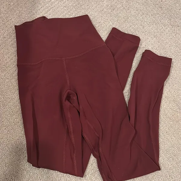 Lululemon Women's Burgundy Leggings - Image 2