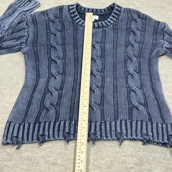 Evereve Distressed Cable Knit Cotton Sweater Navy Blue Sz M‎ EUC Fisherman - Image 6
