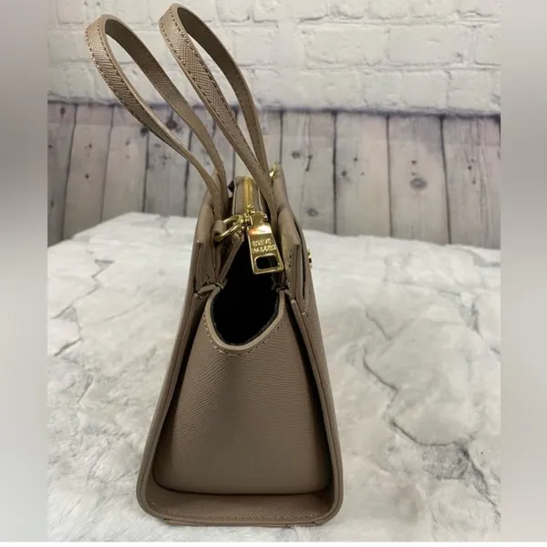 Steve Madden Small‎ Tan Leather Crossbody Top handle Bag gold hardware - Image 4