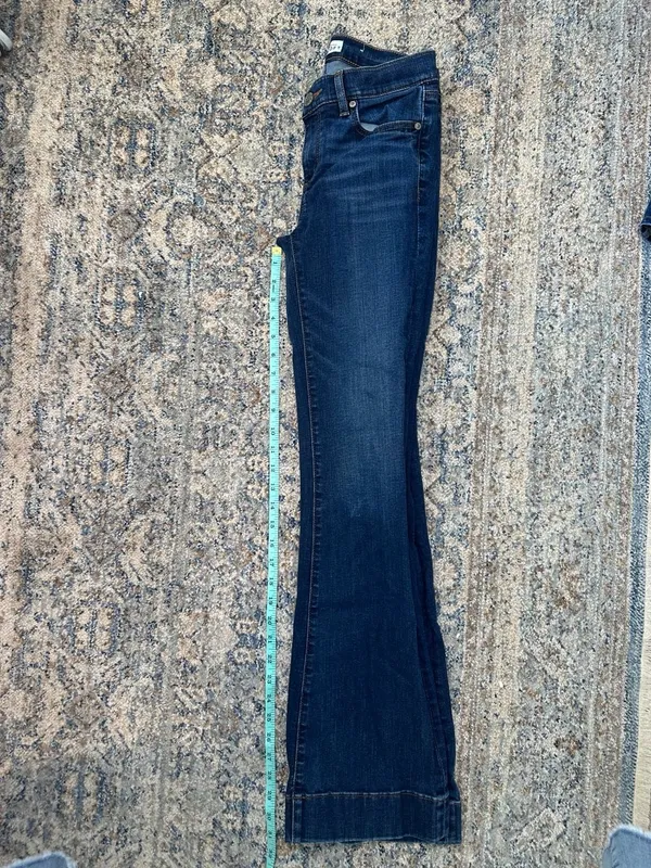 Ann Taylor LOFT Dark Wash Flare Jeans Size 25 - Image 5