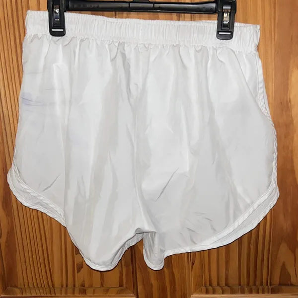 Nike Women's white Athletic lined Shorts - Image 3