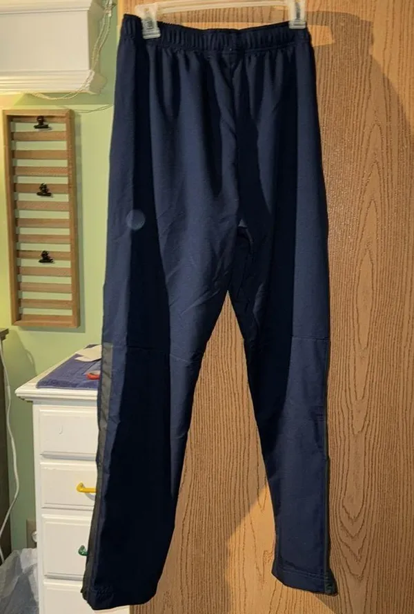 Nike athletic/track pants - Image 4