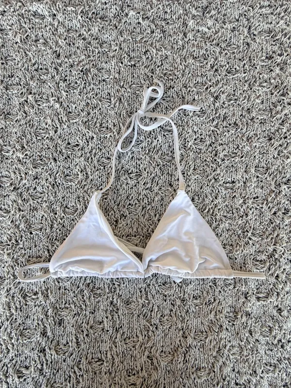 Amazon White Triangle No-Padding Bikini Top | Size Medium - Image 5
