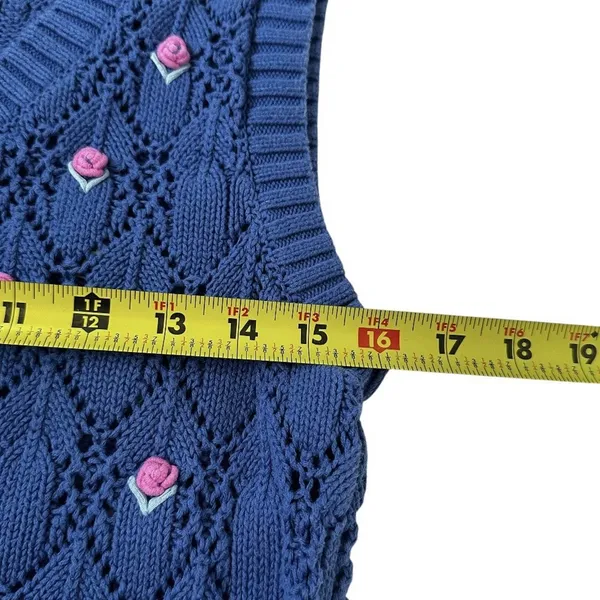 Zara Blue Knit V-neck Size Medium Vest Top Flowers Sleeveless Cotton | 14-33 - Image 5
