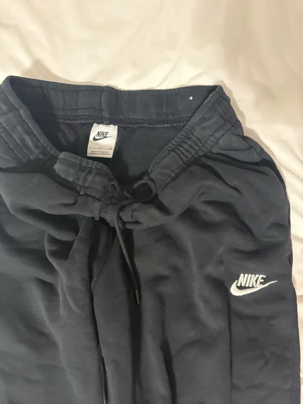 Black Nike Joggers Women’s - Image 2