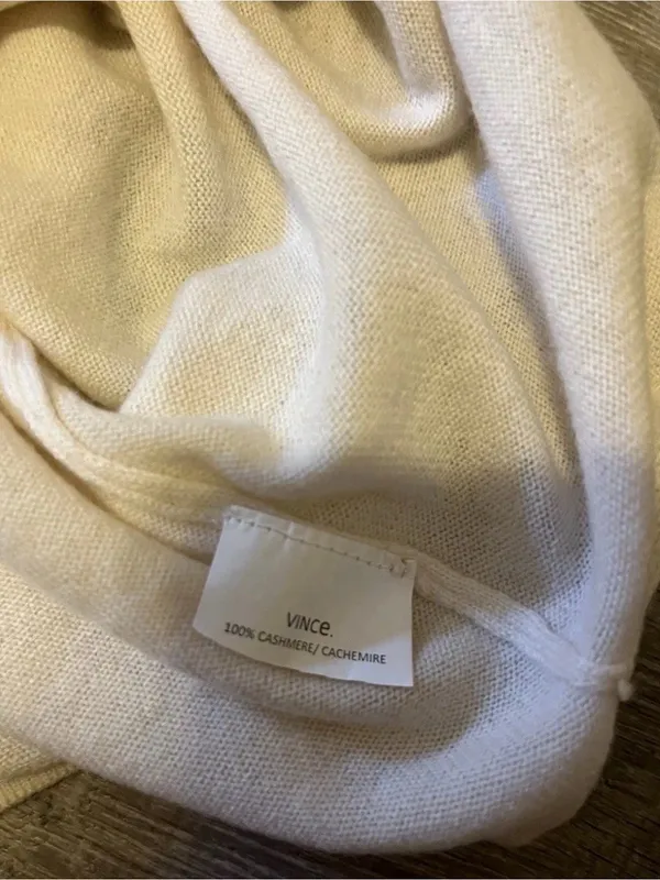 Vince 100% Cashmere Sweater Off White Womens Size XS Round Neck Long Sleeve - Image 8