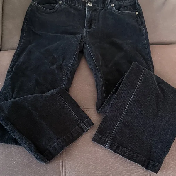 Women’s Columbia Black Corduroy Trousers Size 4 Regular - Image 8