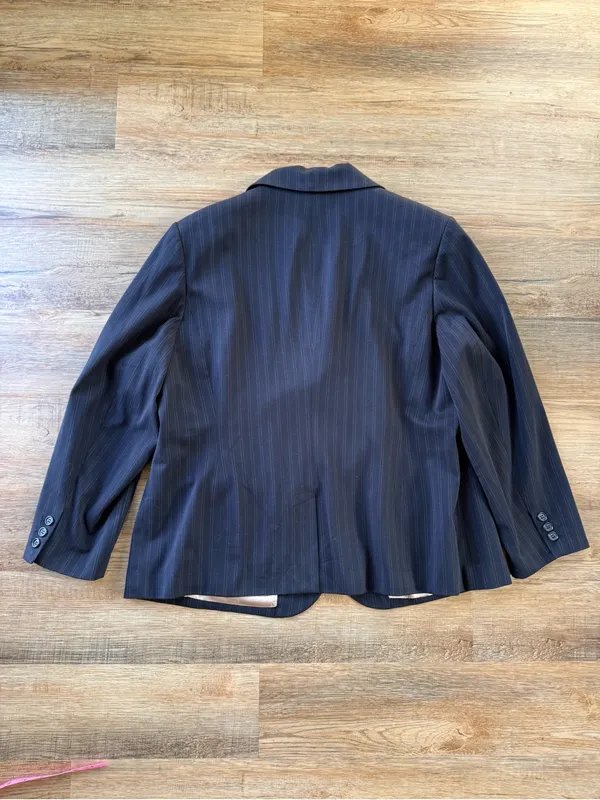 Style & Co. Navy Pinstripe Women's Blazer - Image 7