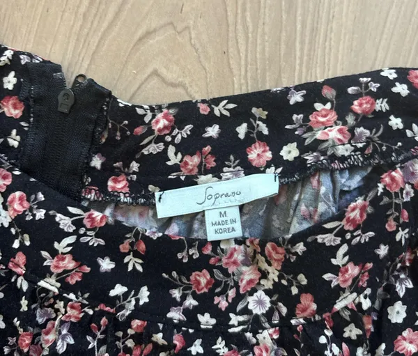 Floral Skater Style Skirt - Image 2