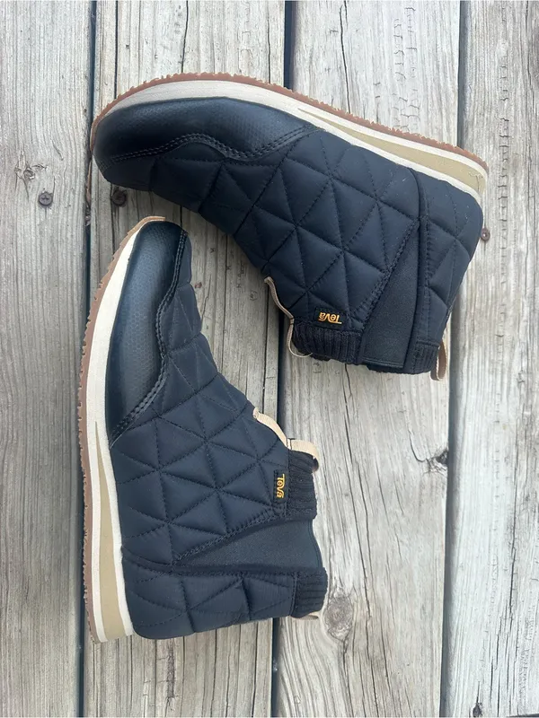 Teva ReEmber Mid Platform Bootie in Black, Size 8 - Image 2
