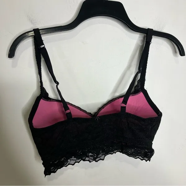 PINK Victoria’s Secret black lace padded bralette size small (D-DD cup) sexy‎ - Image 4