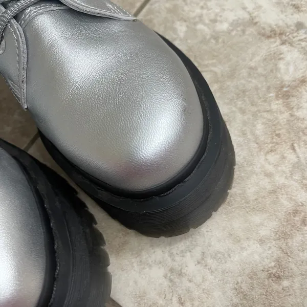 Dr Martens Jadon Metallic Silver Platform Boots 8-Eye Side Zip Womens 8 leather - Image 3