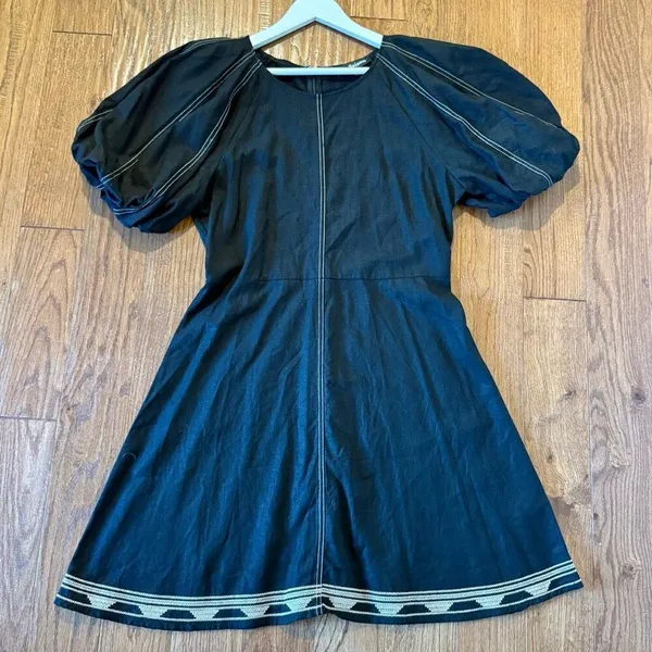 Anthropologie En Saison black embroidered puff sleeve exposed stitching dress large - Image 9