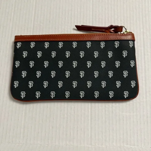 Dooney & Bourne MLB San Francisco Giants Baseball Large‎ Wallet Clutch 9.5” x 5” - Image 3