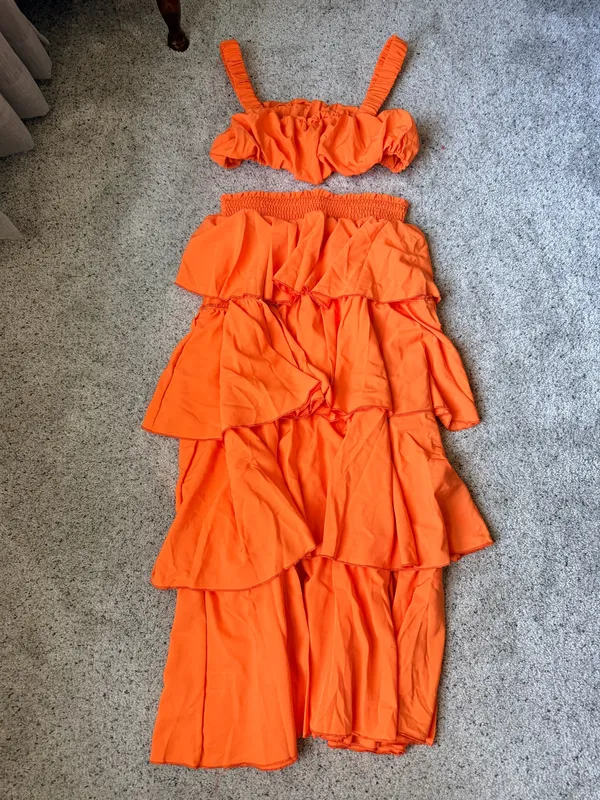 SheIn 2 Piece Top and Tiered Maxi Skirt - Image 4
