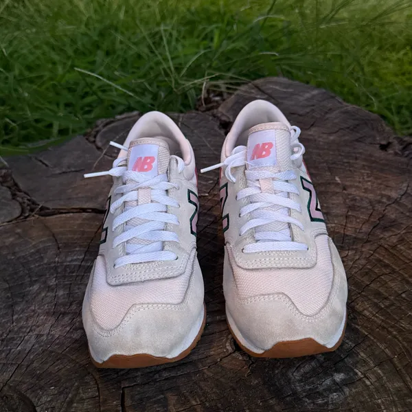 New Balance 620 Shoes Womens Size 8.5 Multicolor Suede Running Sneakers CW620JC8 - Image 2