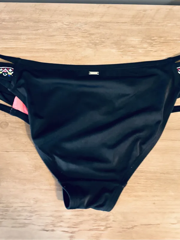PINK Victoria's Secret Bikini Bottom - Image 13