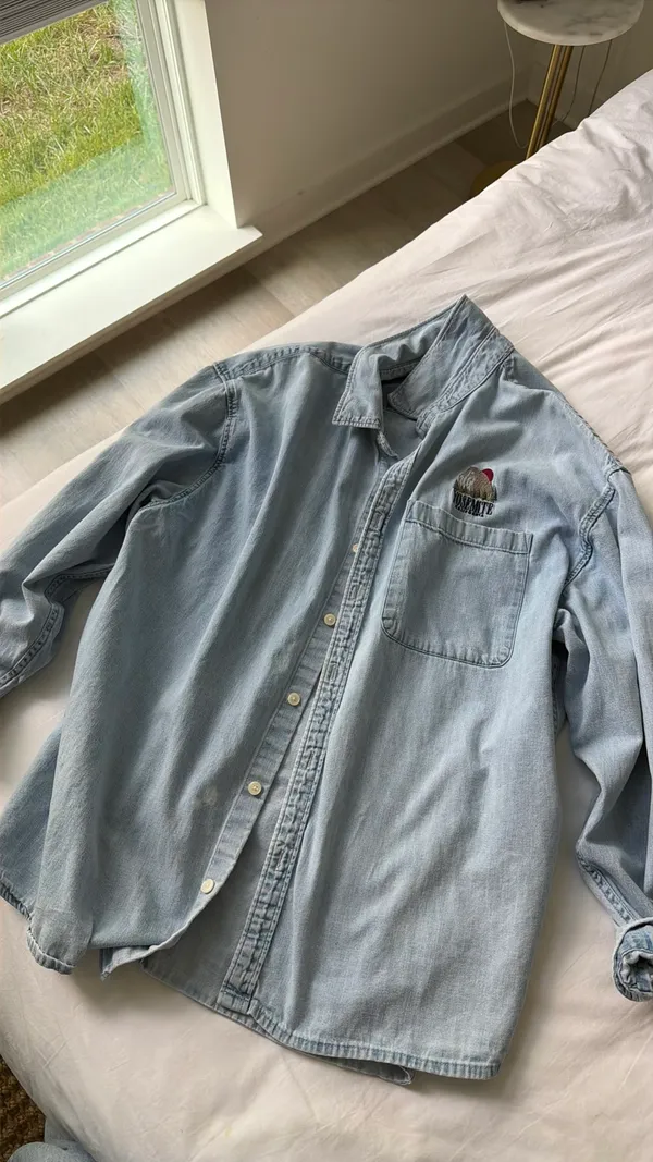 Abercrombie & Fitch Oversized Jean Shirt Embroidered - Image 3