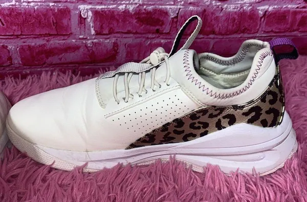 Women's Clove Nursing Shoe Size 8 White Leopard Purple‎ - Image 6